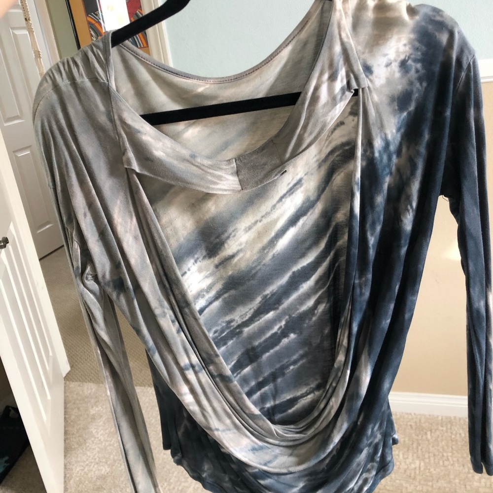 Long sleeve tie dye shirt, very soft